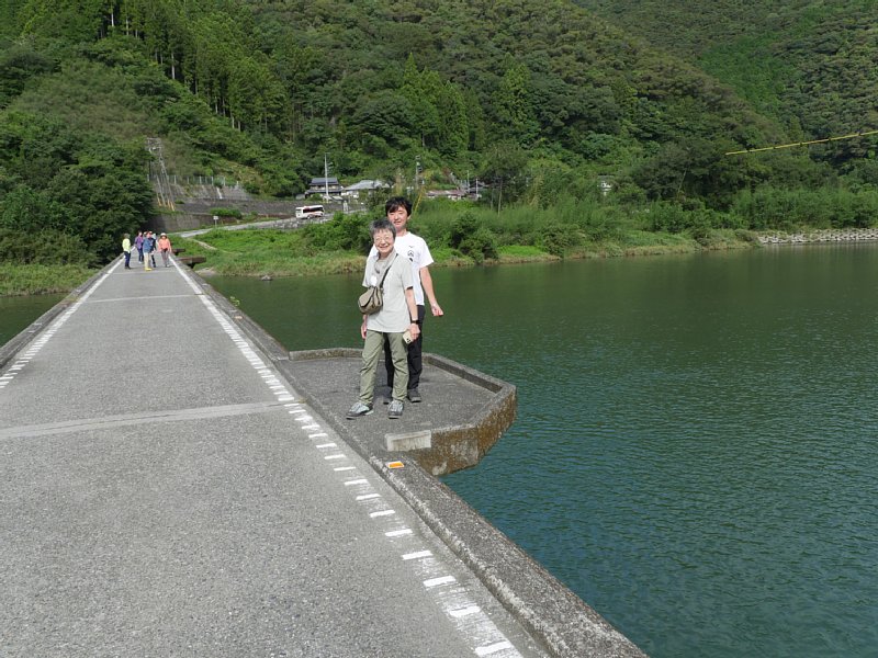 E1000477.JPG